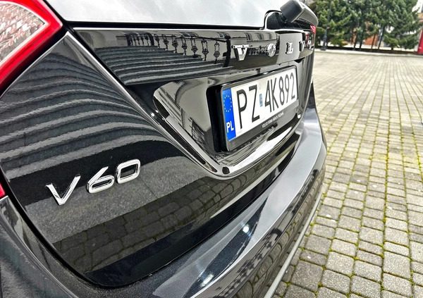 Volvo V60 cena 63900 przebieg: 178000, rok produkcji 2015 z Swarzędz małe 781